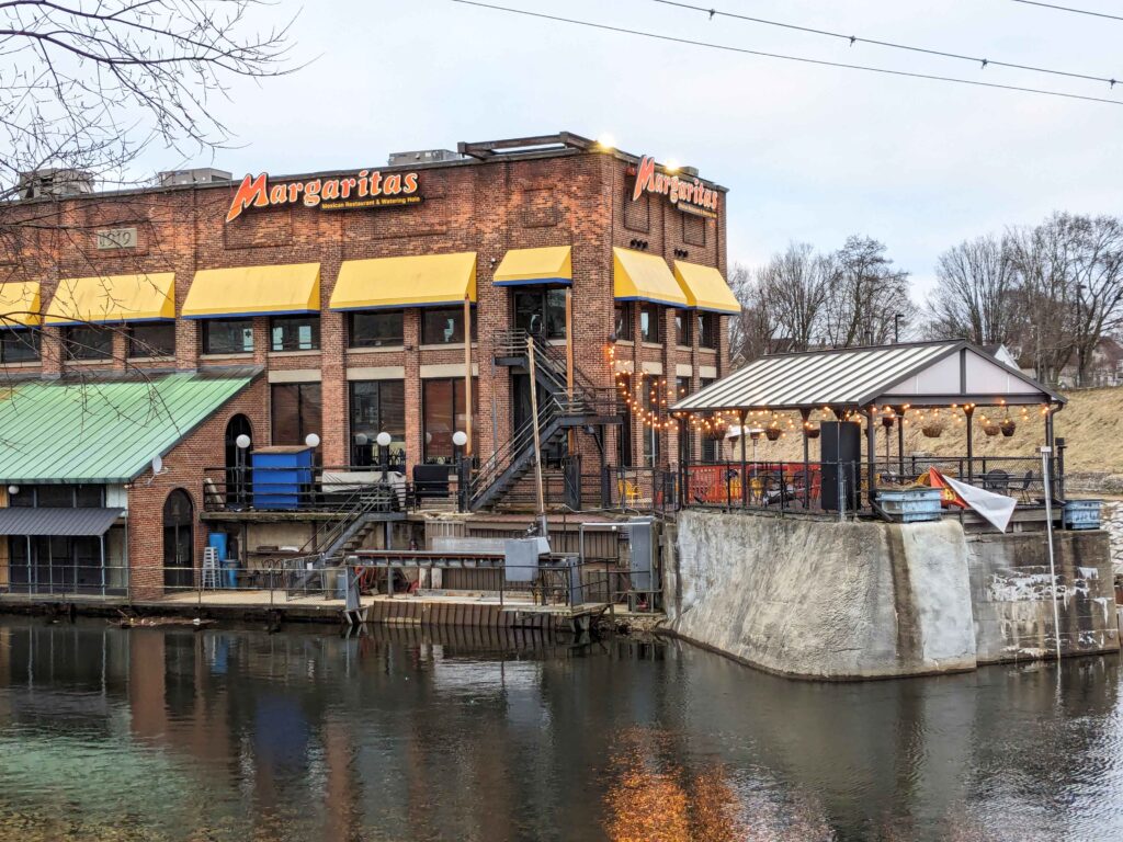 Nashua, NH exterior location